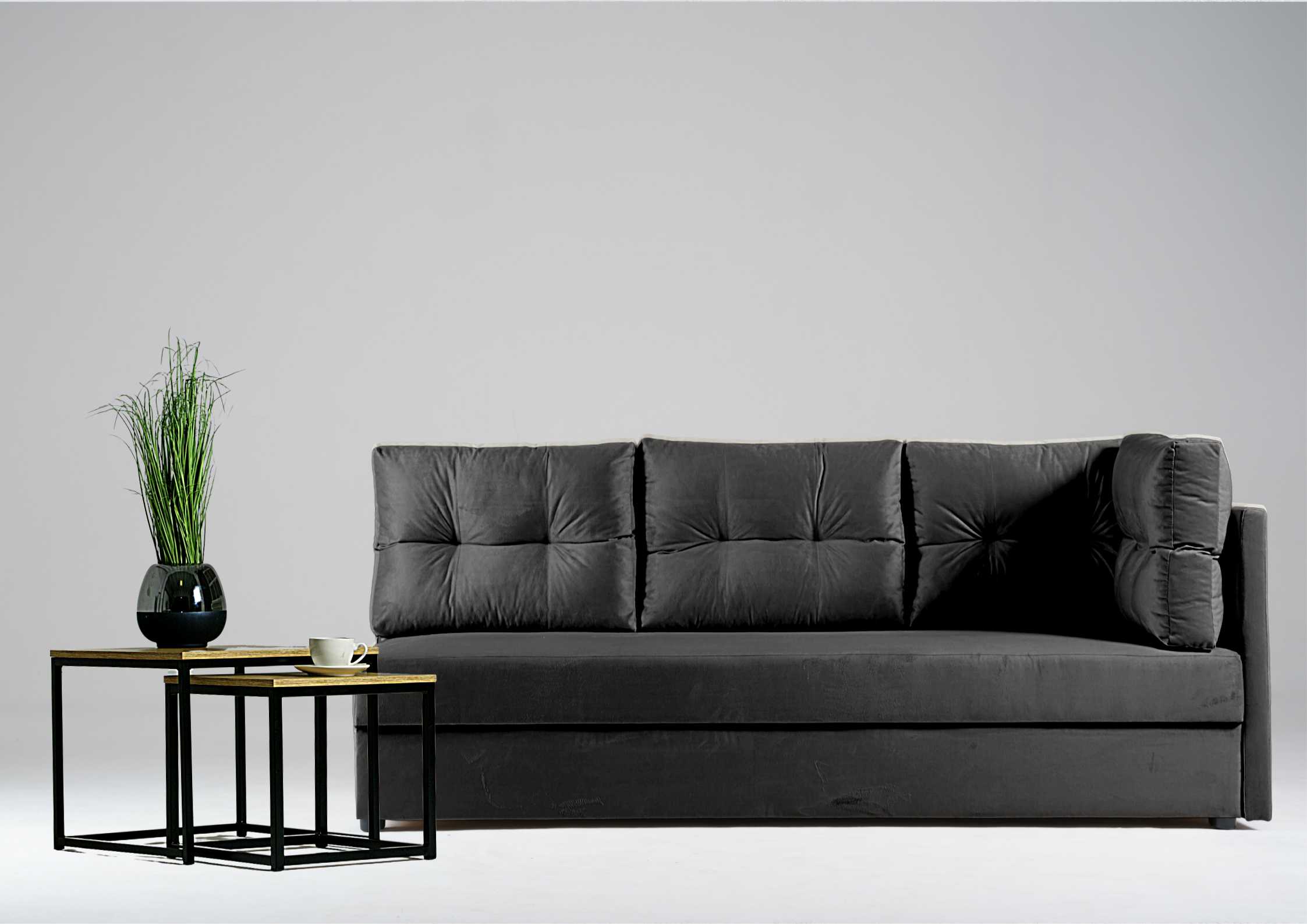 Grafitowa sofa do salonu 